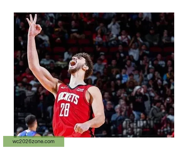 伊森首发回归贡献17分8助攻 队友支持成困境中最大依靠